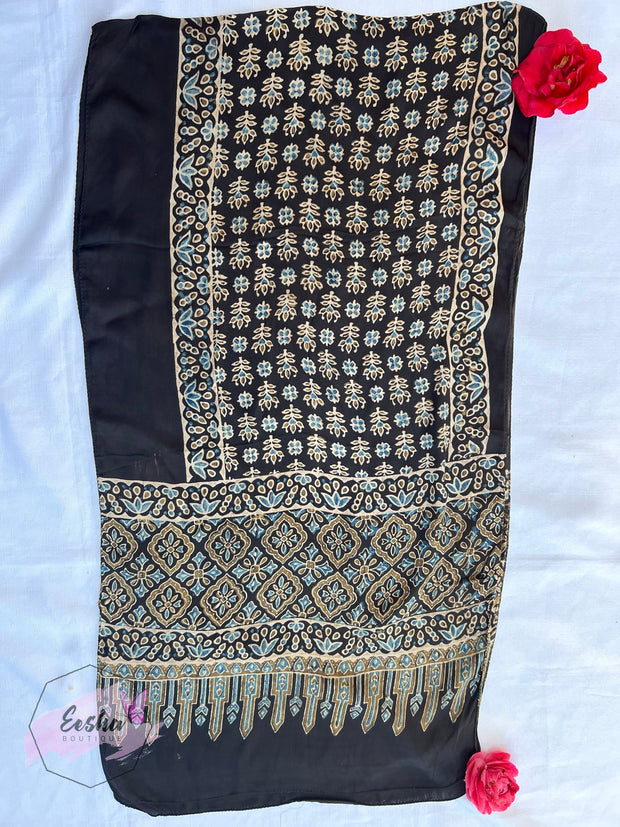 Syamal - Silk Stole