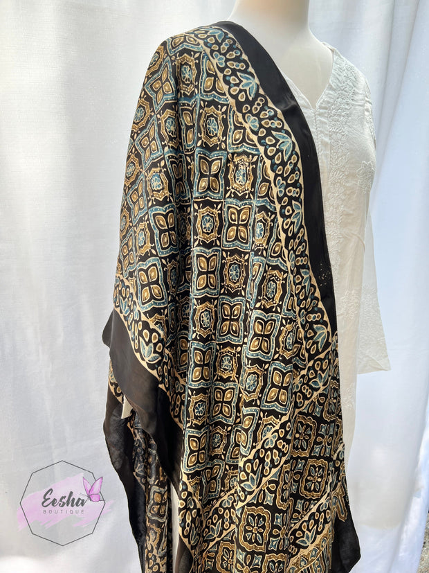Syamal - Silk Stole