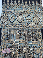 Syamal - Silk Stole