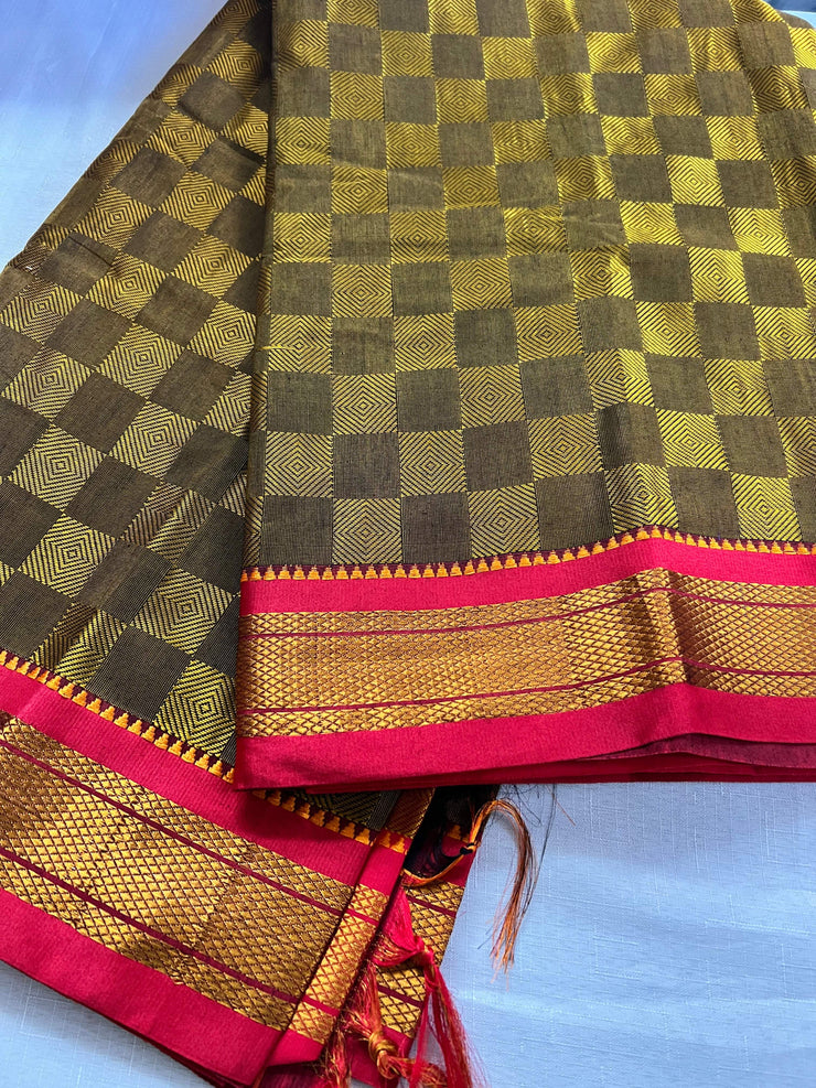 Handloom Resham Blended Silk Cotton Khun Saree - Golden -  by EeshaBoutique - gshop