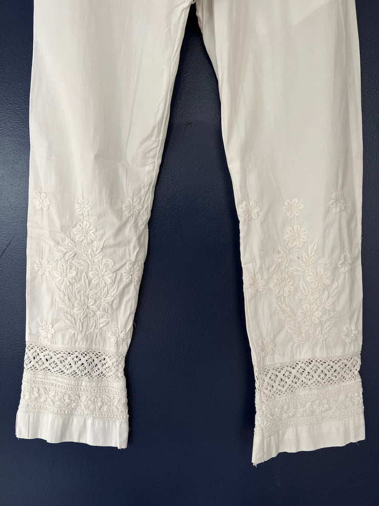 White Cotton Lycra Cigarette Pant - Lace