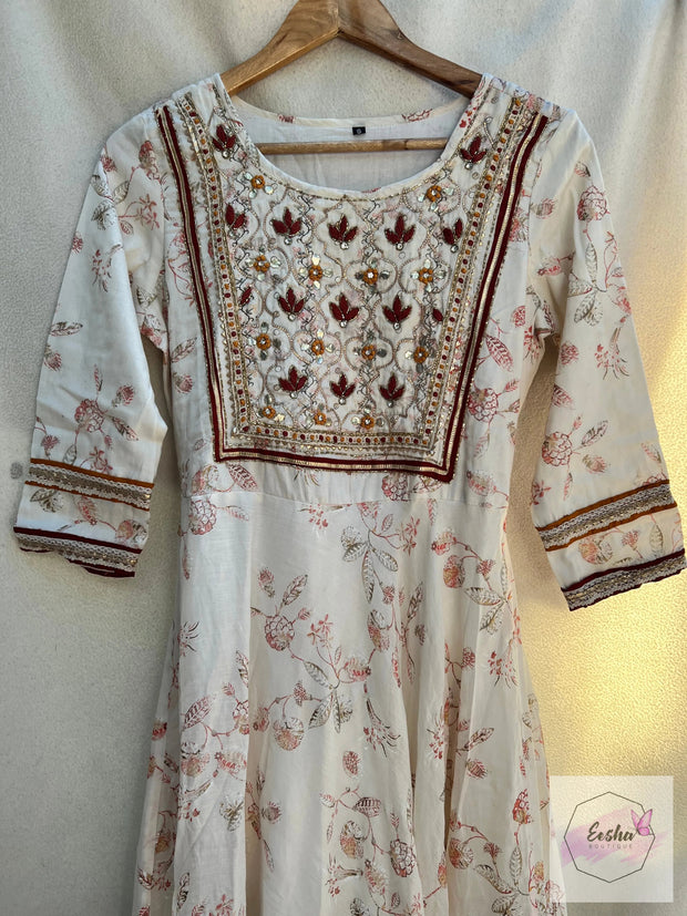 Off White Mulmul Cotton Floral Anarkali Long Dress Suit - Set of 3
