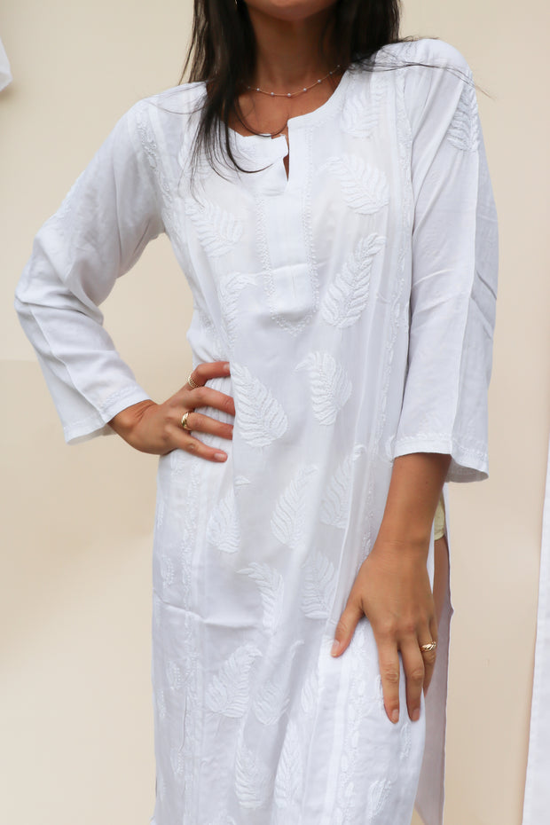 Parna - White Hand Embroidered Tunic