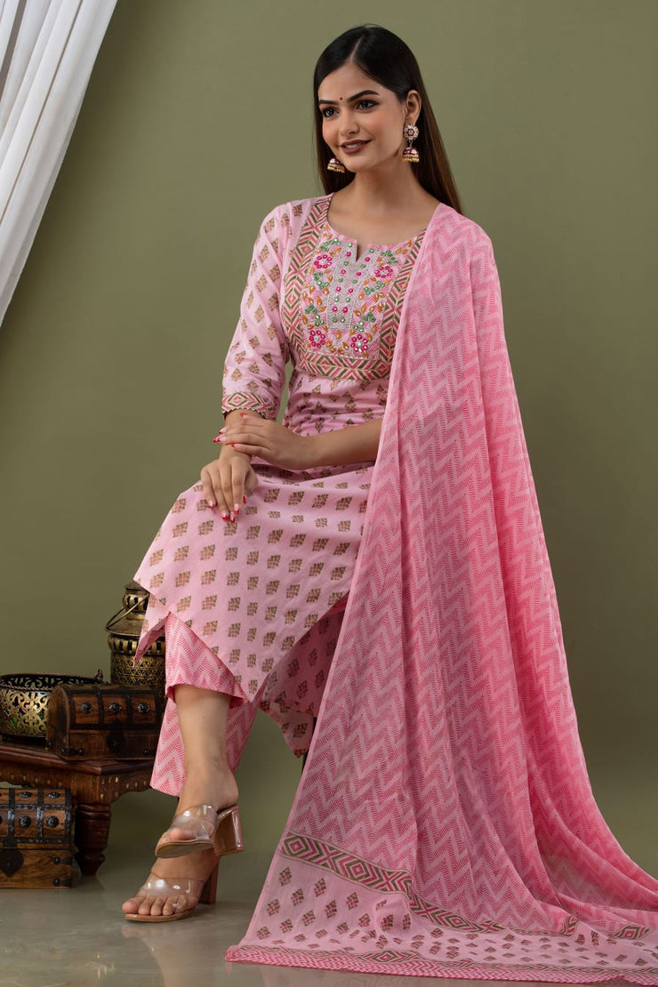 Baby pink straight Kurti with pant and dupatta