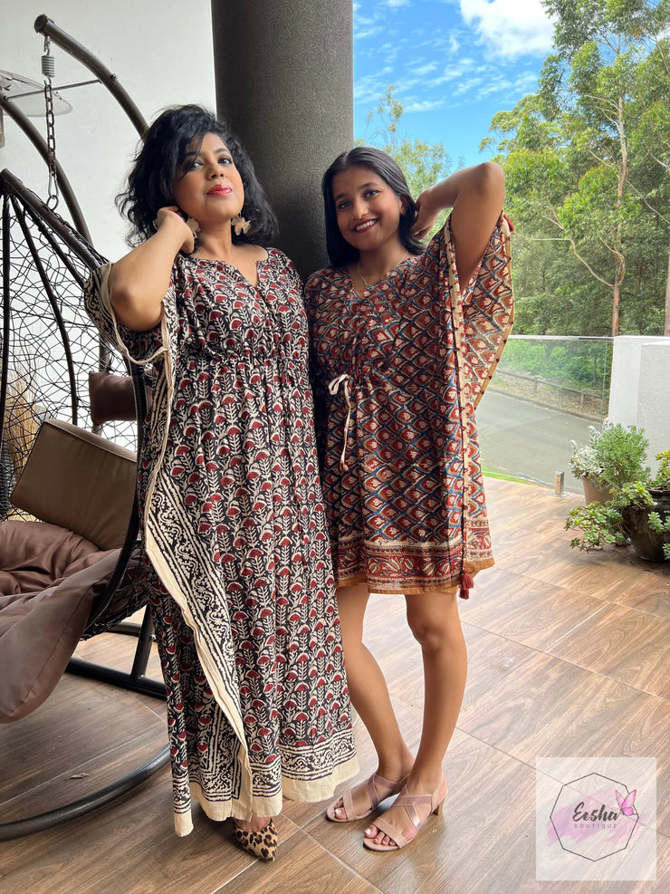 Short Kaftan - Kalamkari Print with Tussles