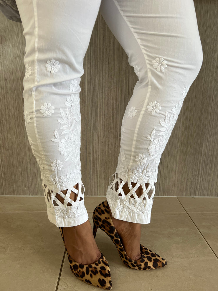 White Cotton Lycra Cigarette Pant