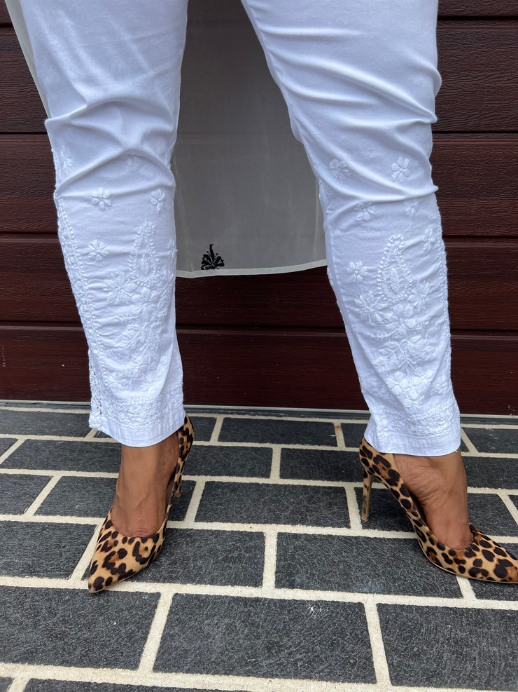 White Cotton Lycra Cigarette Pant