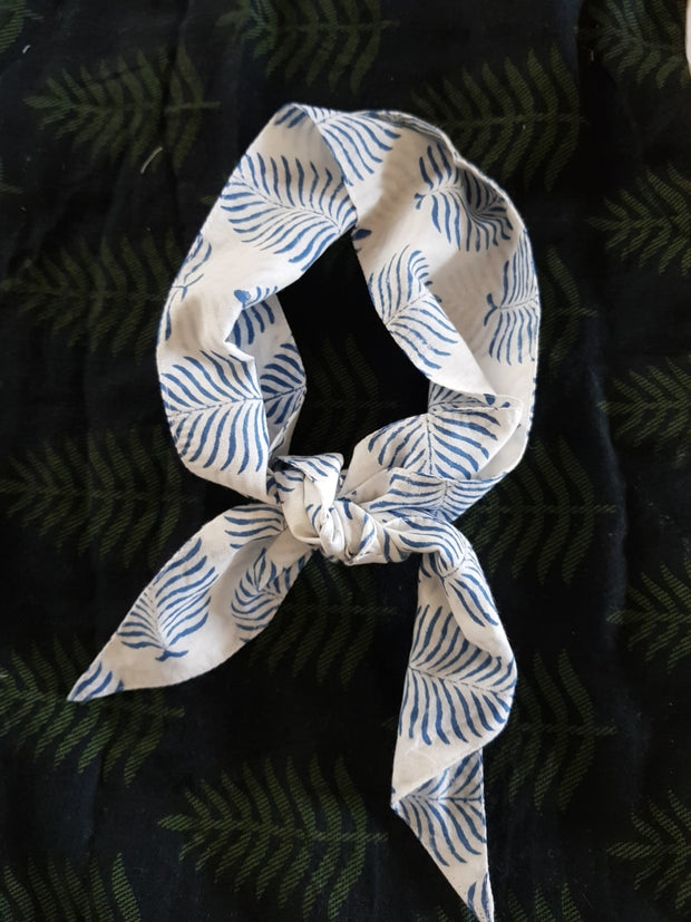 Baby Cotton Quilted Blanket Dohar And Headband Set - Blue Leaf